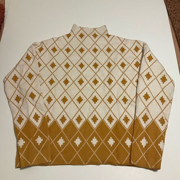 Rachel Zoe Funnel Neck Geometric Sweater, M. Mustard and White. Quality - Picture 16 of 16